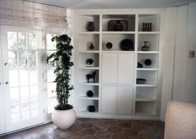 Built-In Corner Cabinet
